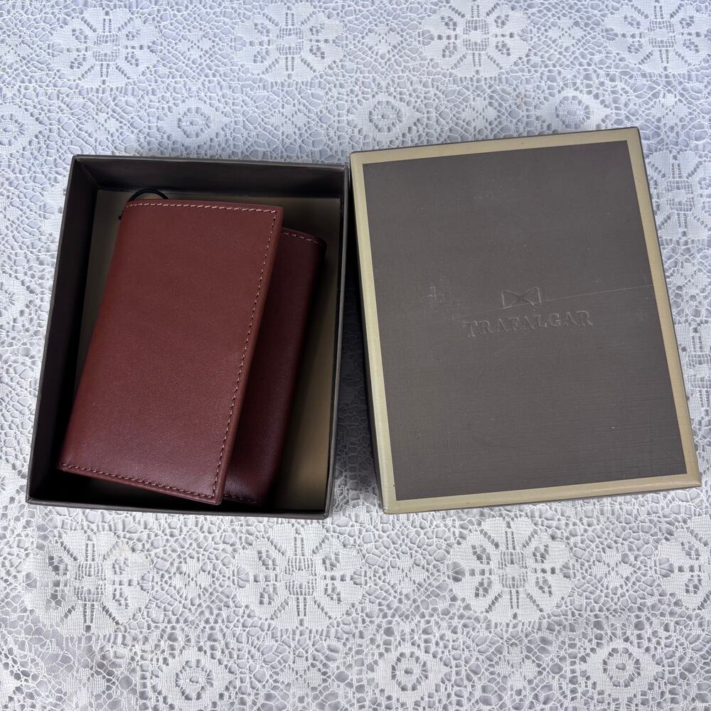 Trafalgar Cognac Leather Trifold Wallet with Original Gift Box